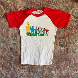 100% Cotton Medium Vintage Style Sesame Street Raglan Baseball Tee RedWhite